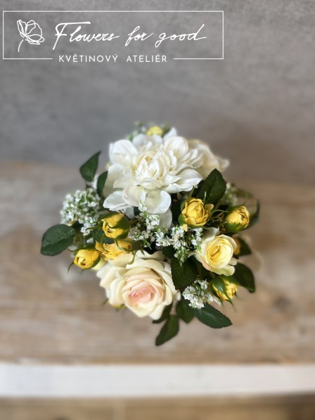 Láska plná růží ve skle s "umělou vodou"