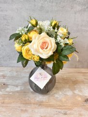 Láska plná růží ve skle s "umělou vodou"